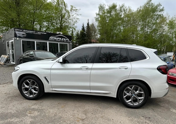 BMW X3 cena 168000 przebieg: 17300, rok produkcji 2022 z Pińczów małe 529